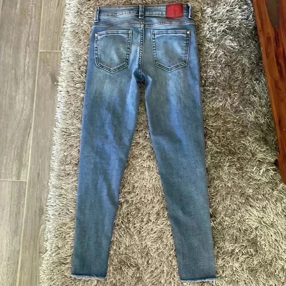 Zara mid waist jeans - Picture 3 of 7
